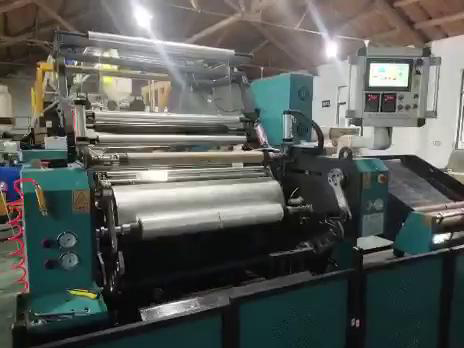 溫州纏繞膜機(jī)專業(yè)制造商利盛機(jī)械